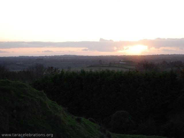 samhain sunset behind newgrange